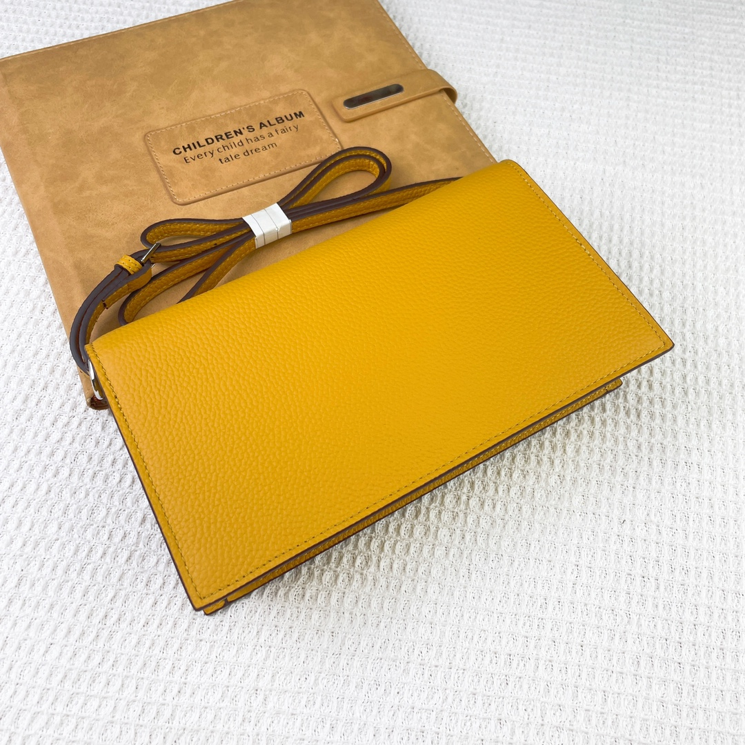 The New Hermès Kelly Shoulder