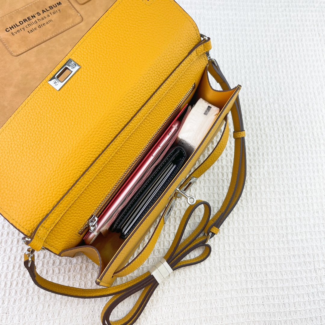 The New Hermès Kelly Shoulder