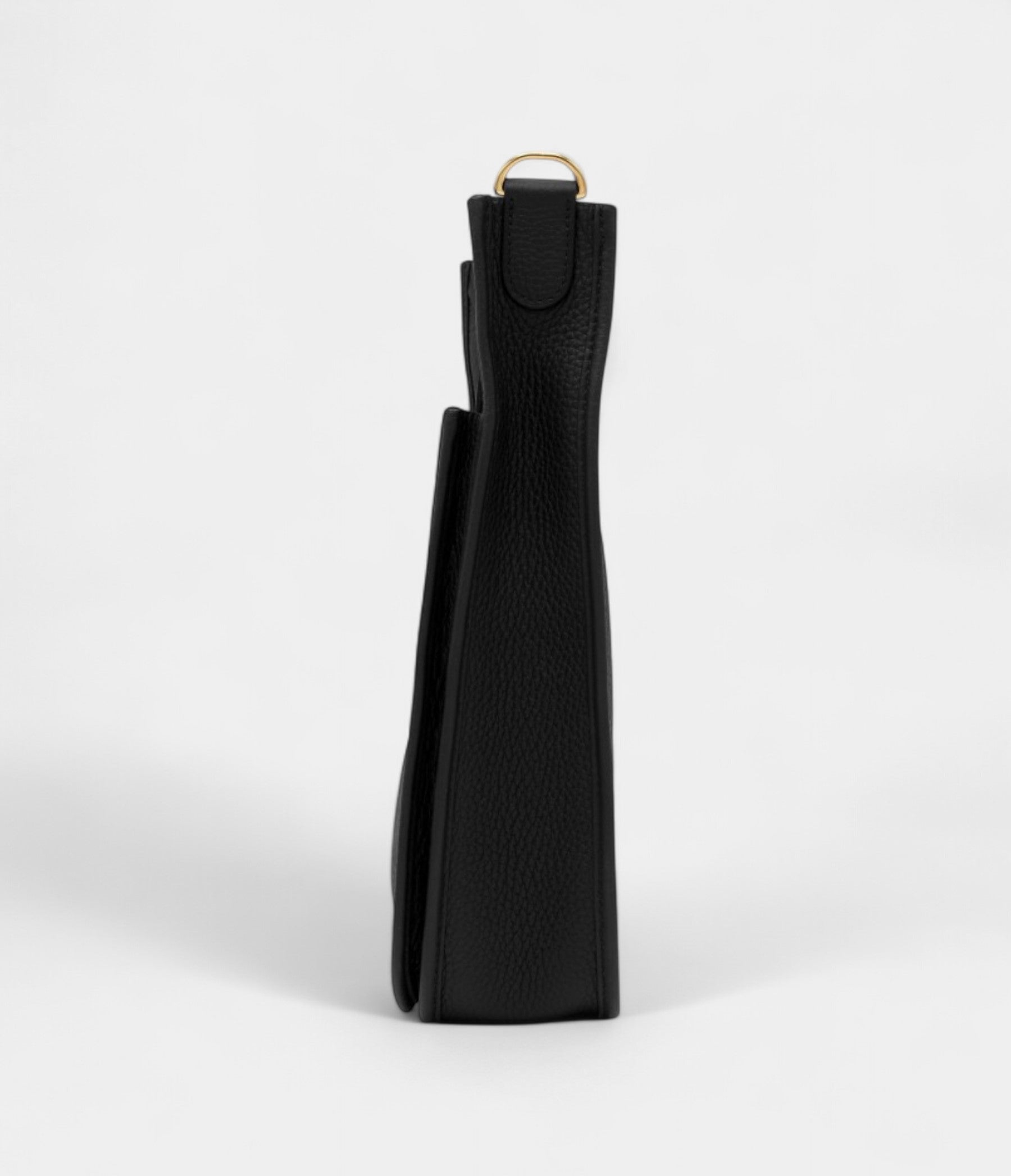 Hermès Black Clemence Evelyne III 29 Gold Hardware