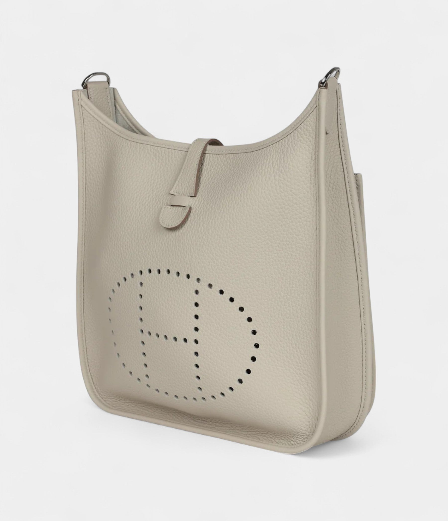 Hermès Evelyne III PM Beton Clemence Palladium Hardware