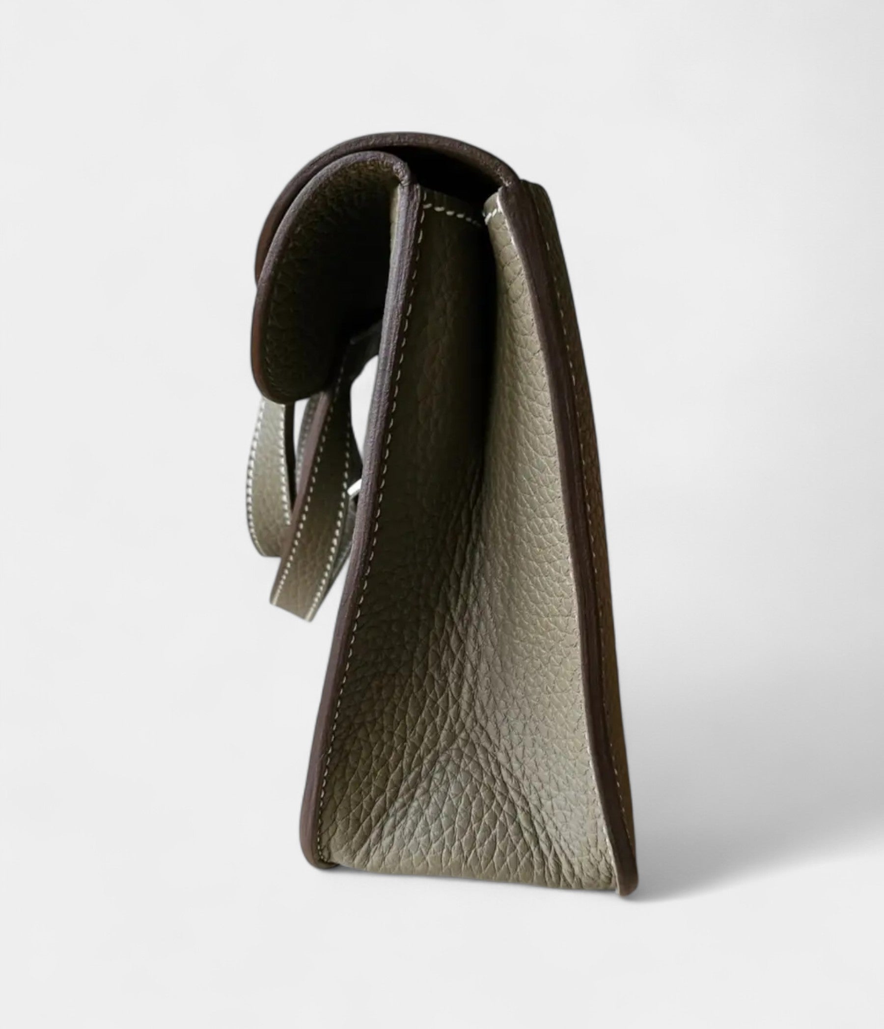 Hermès Halzan Leather Beige Handbag