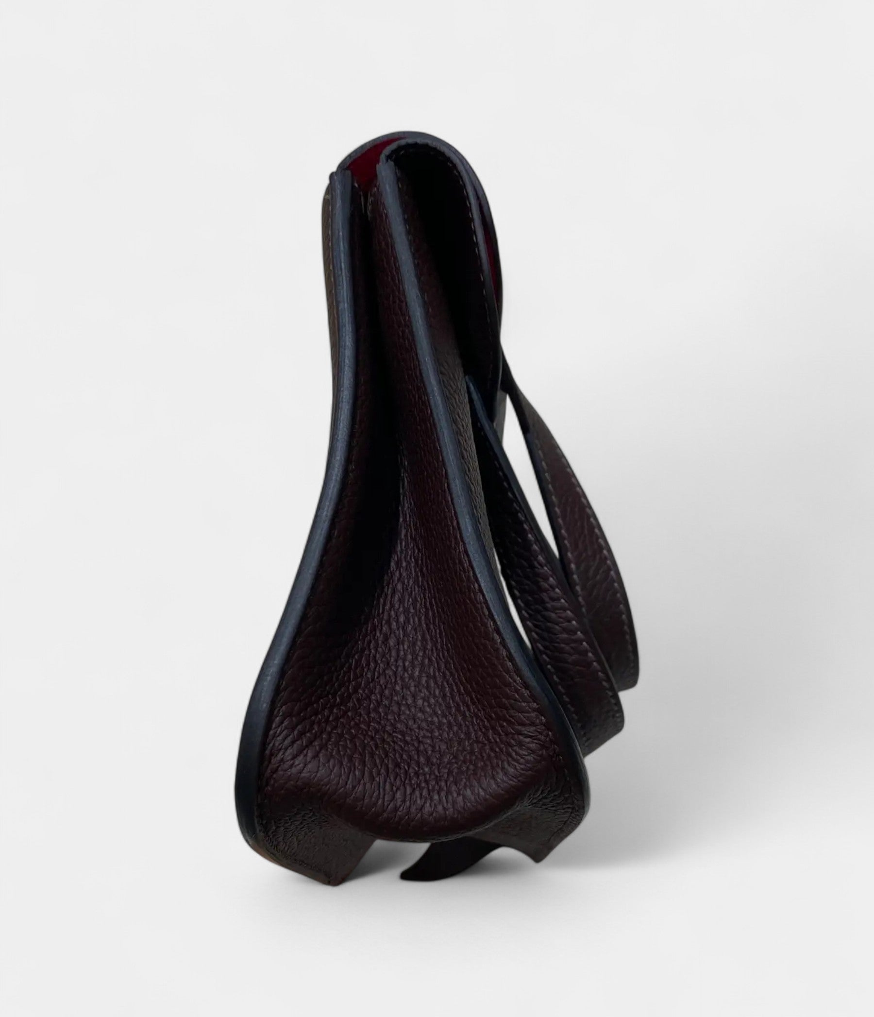 Hermès Halzan Leather Burgundy Handbag