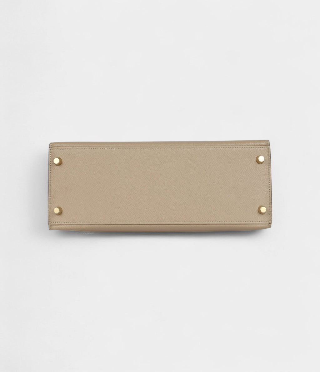 Hermes Kelly 28 Malachite and Trench Epsom Permabrass Hardware