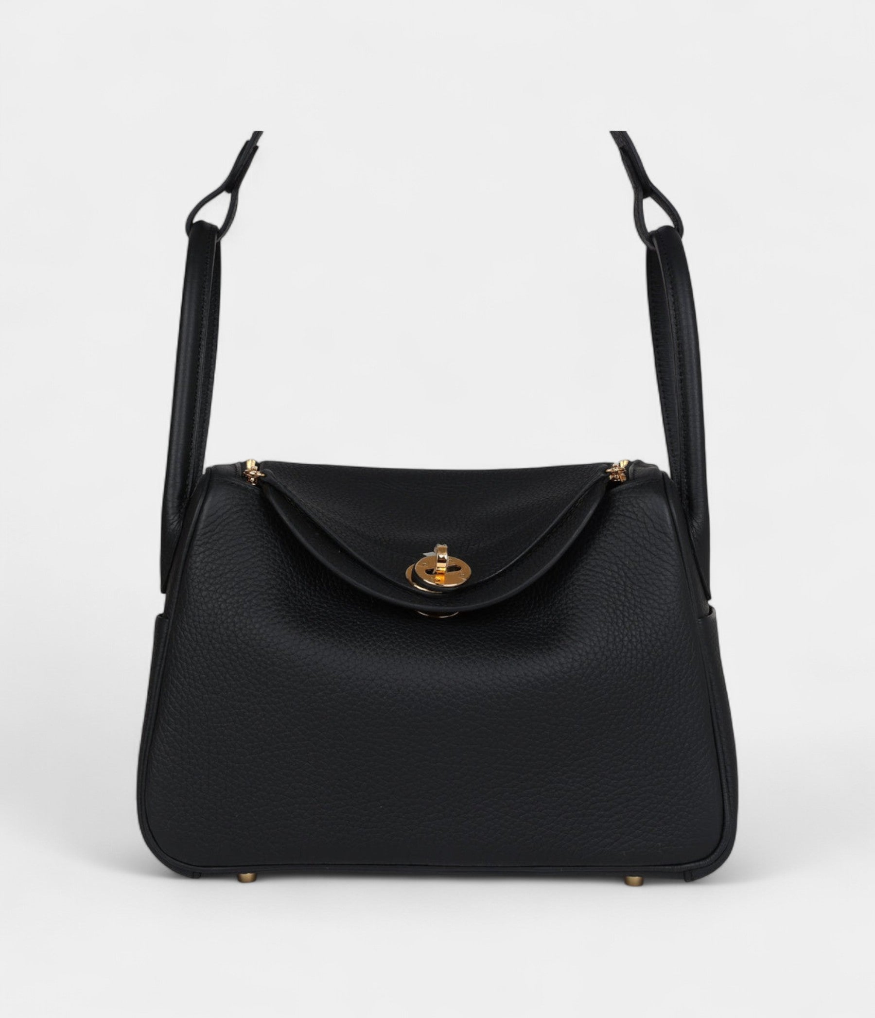 Hermès Lindy 26 Black Clemence Gold Hardware