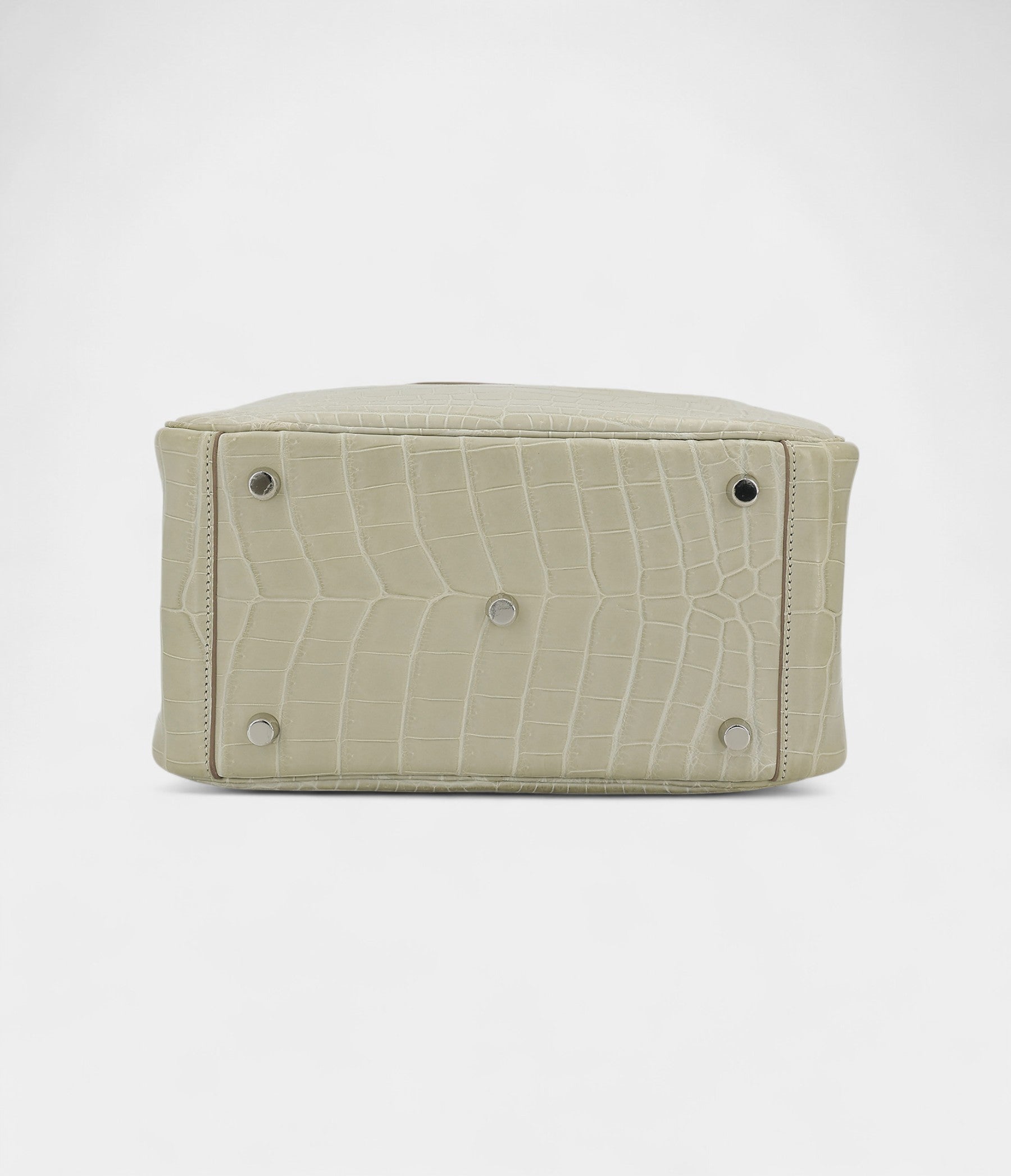 Hermès Lindy 26 Concrete Matte Niloticus Crocodile With Palladium Hardware