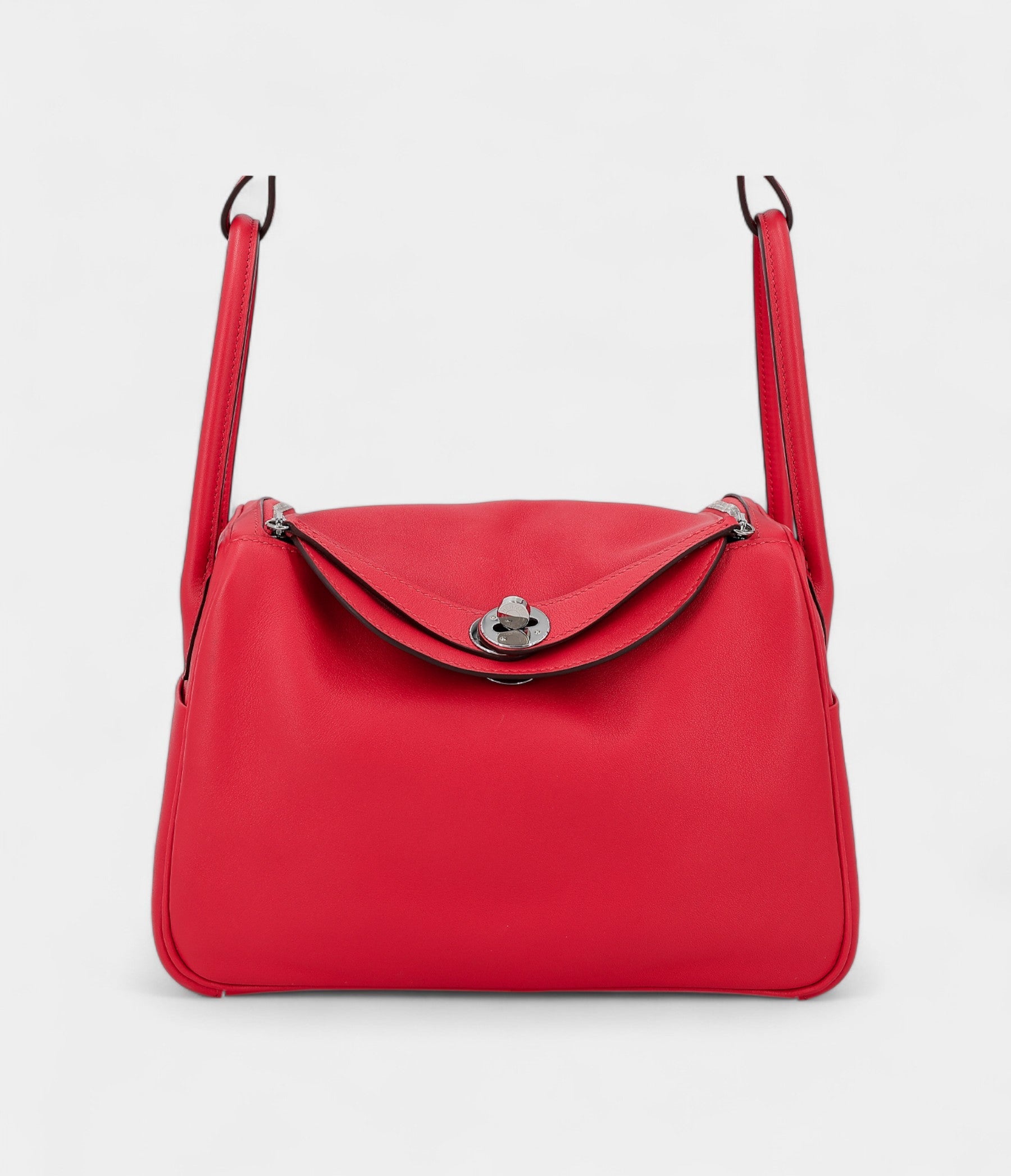 Hermès Lindy 26 Red Heart and Red Chili Swift Leather With Palladium Hardware