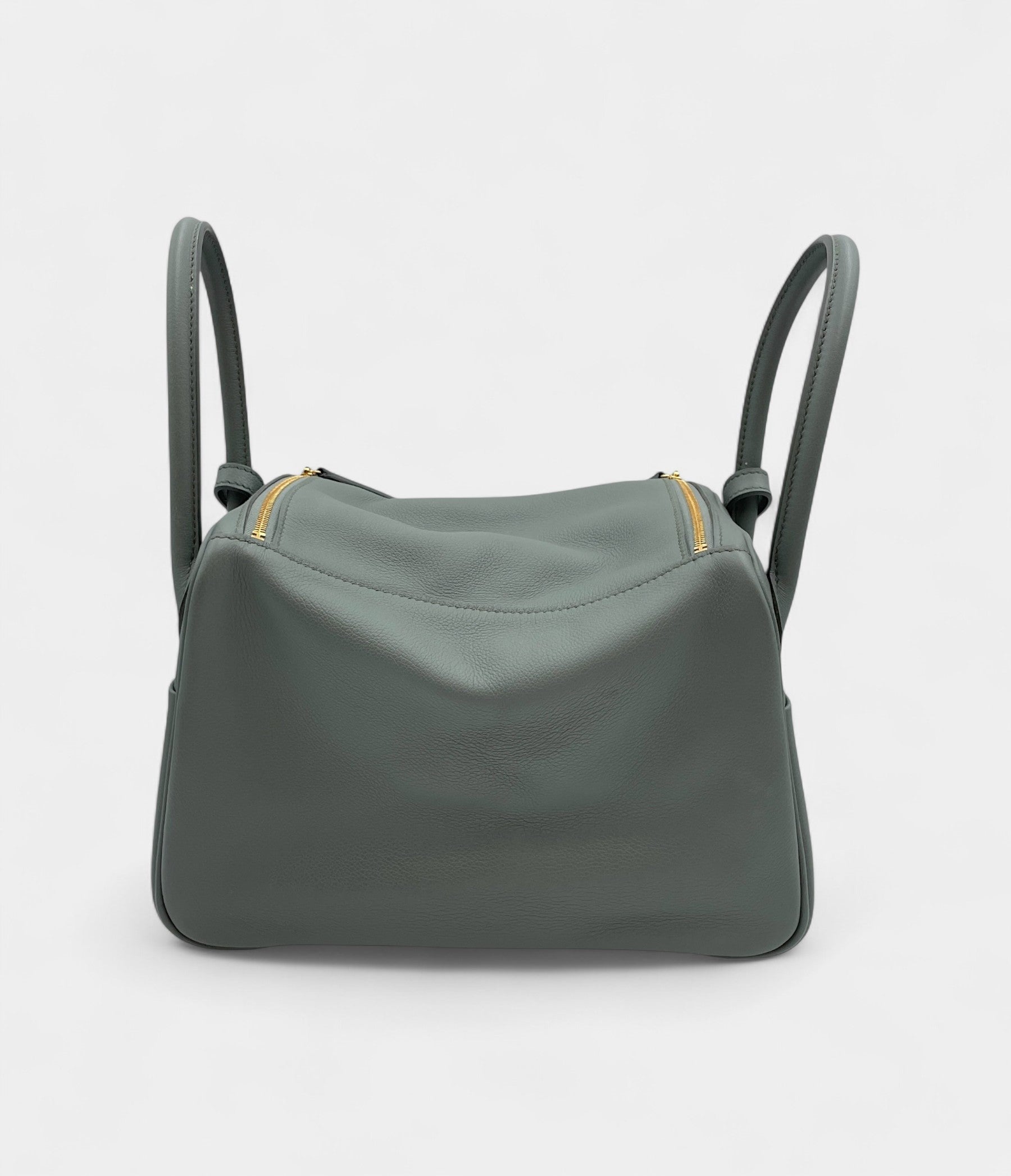 Hermès Lindy 26 in Almond Green Evercolor Leather With Gold Hardware