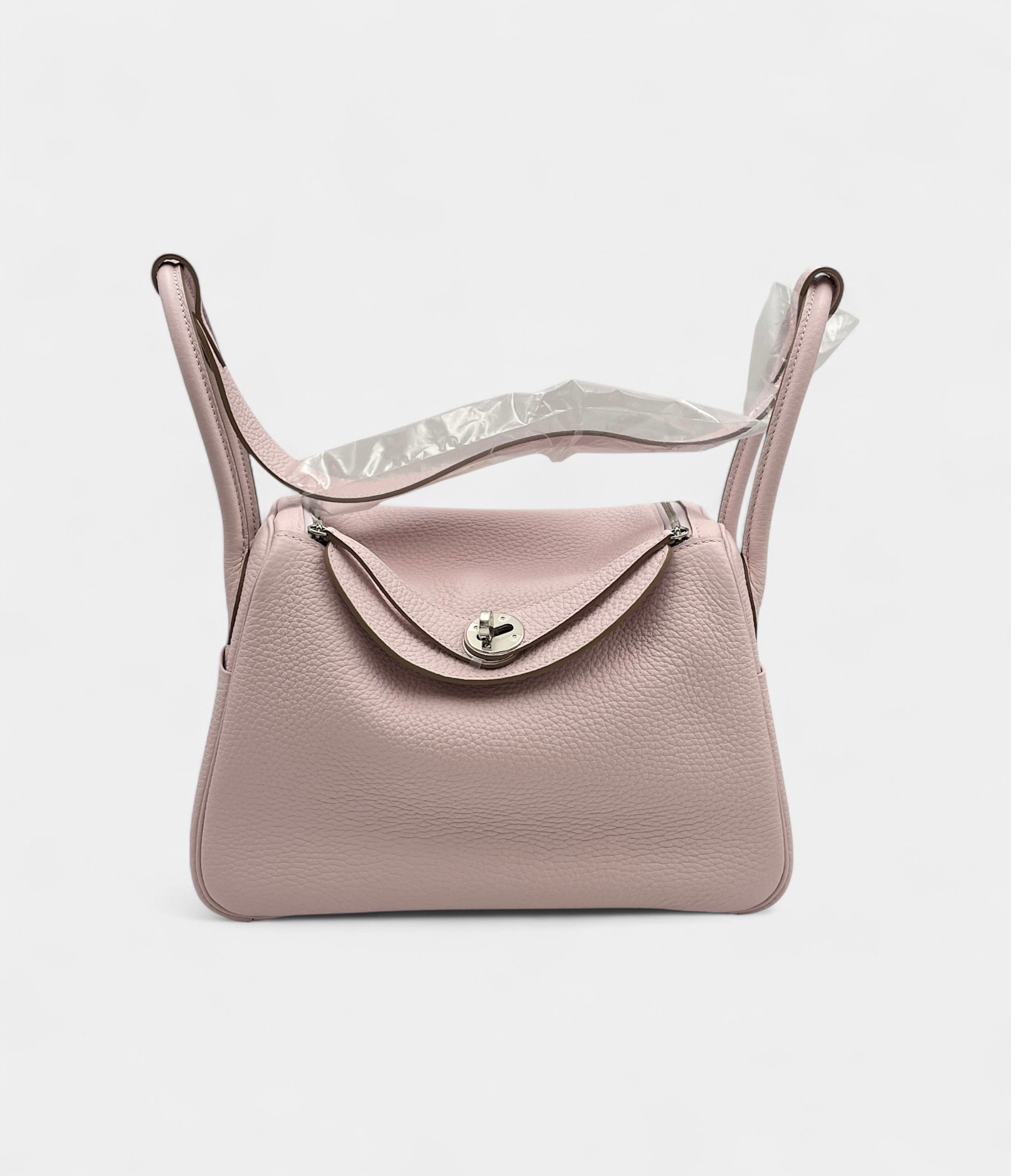Hermès Lindy 26 in Mauve Pale Clemence Leather with Palladium Hardware