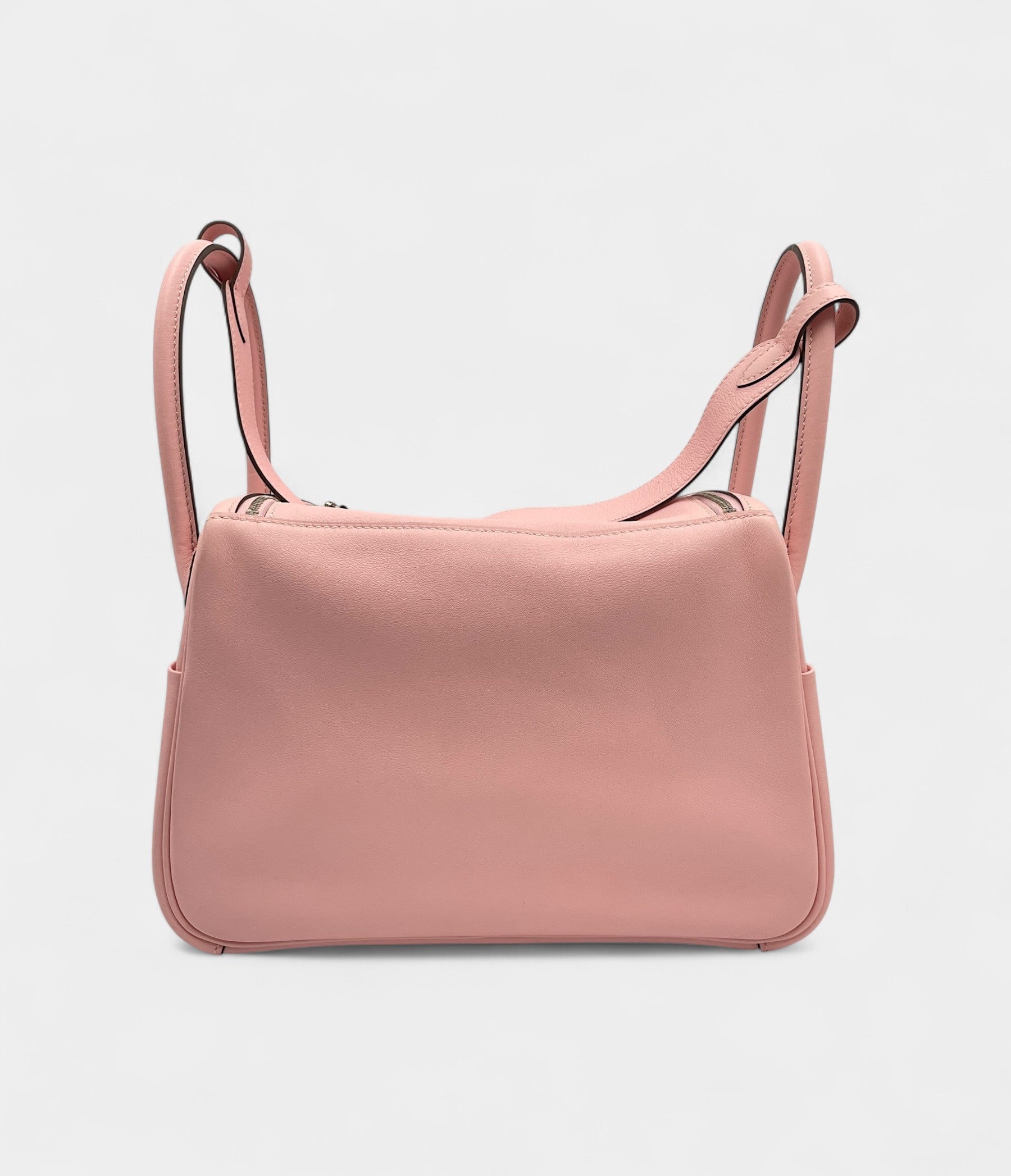 Hermès Lindy 26 in Rose Sakura Swift Leather with Palladium Hardware