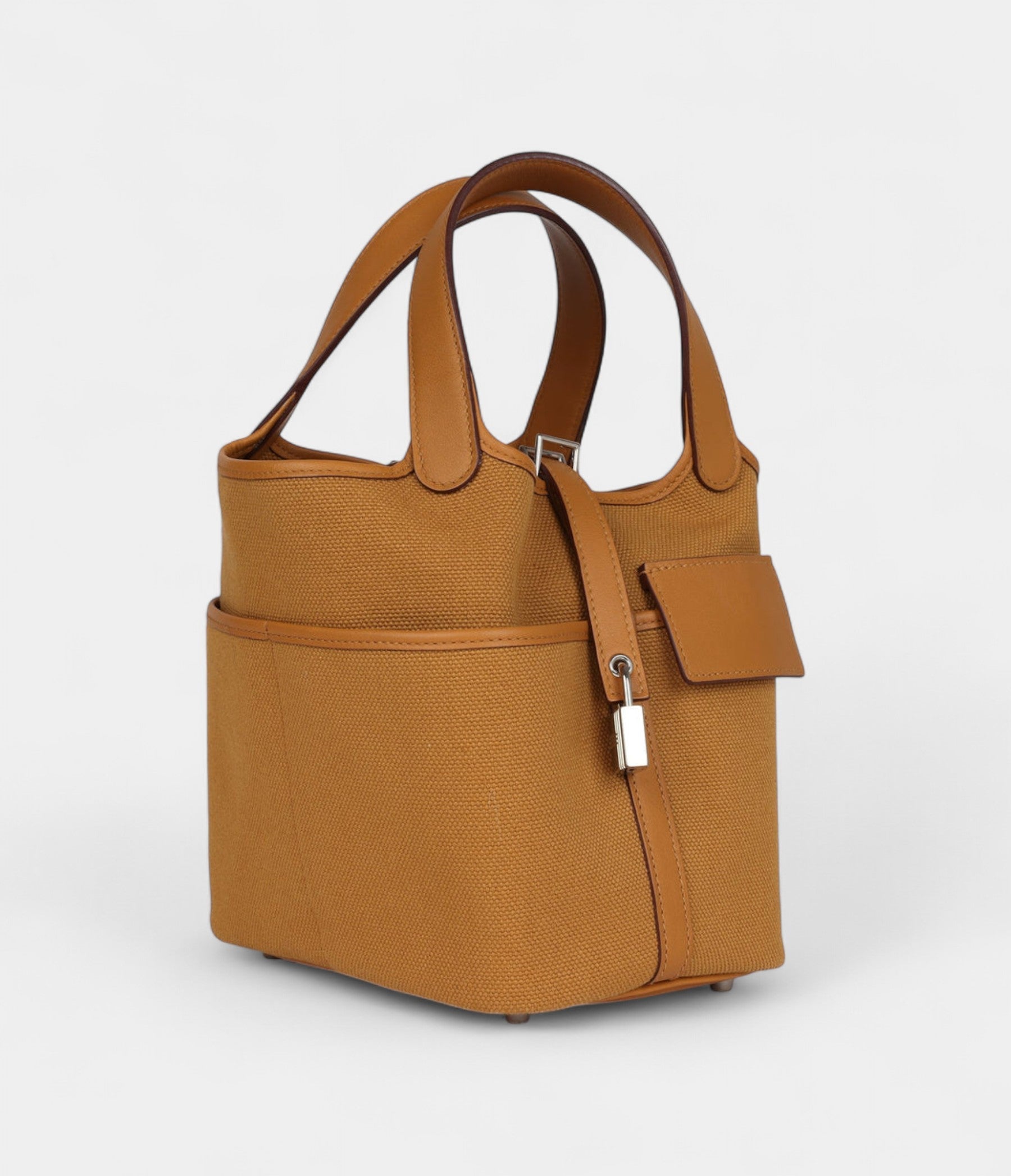 Hermès Picotin Lock 18 Sesame Swift and Toile Canvas Palladium Hardware