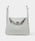 Hermès Verso Lindy 26 in Gris Pale Swift Leather With Palladium Hardware